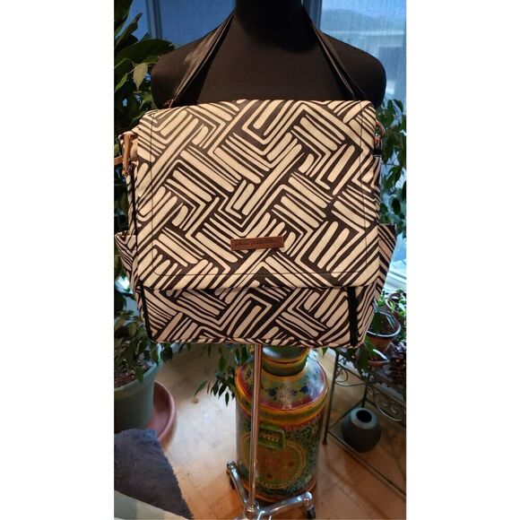 Petunia Pickle Bottom  New no tags - Picture 3 of 8